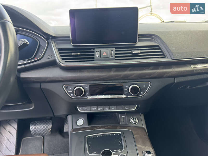 Внедорожник / Кроссовер Audi Q5 2019 в Полтаве