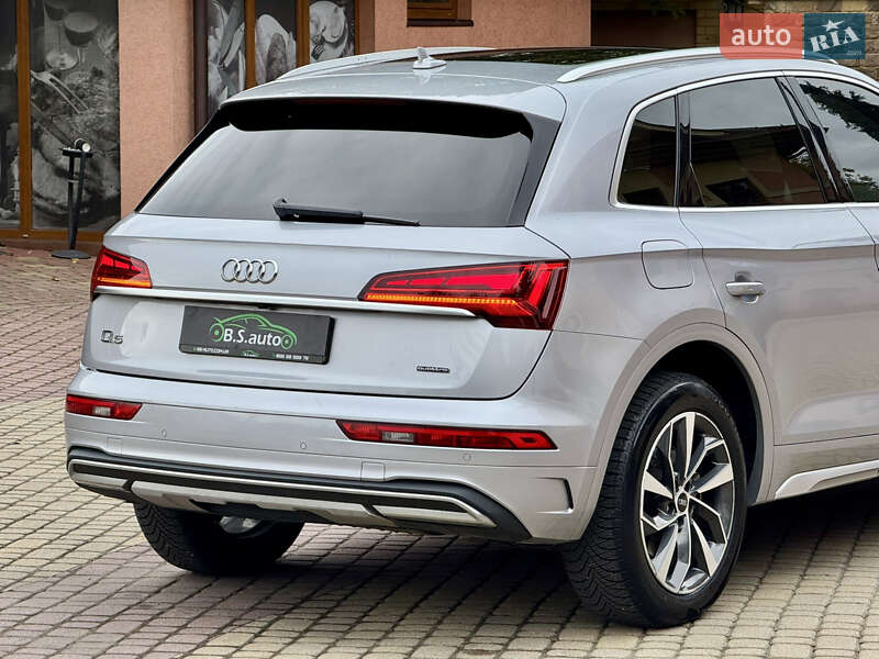 Внедорожник / Кроссовер Audi Q5 2021 в Мукачево