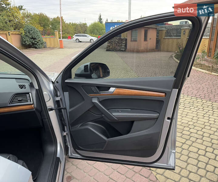 Внедорожник / Кроссовер Audi Q5 2021 в Мукачево