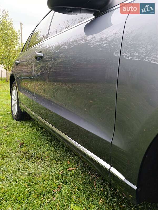 Позашляховик / Кросовер Audi Q5 2012 в Володимирі