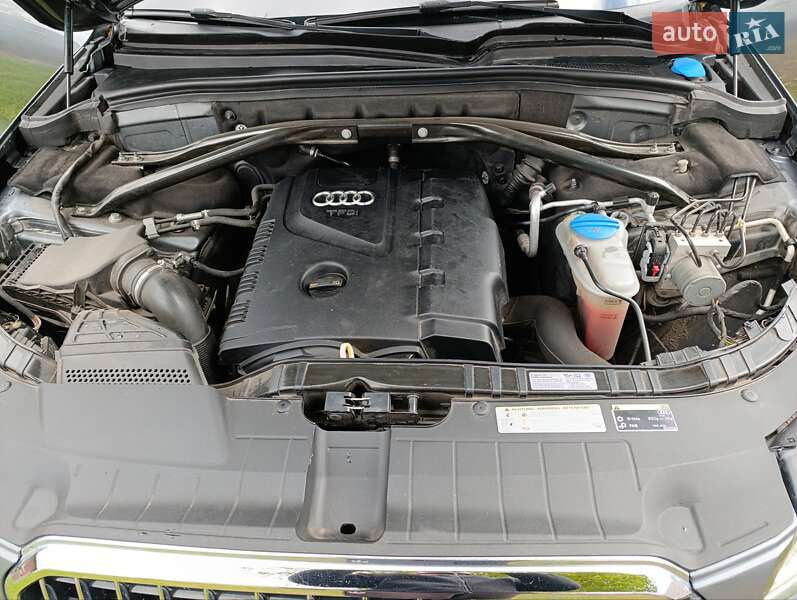 Позашляховик / Кросовер Audi Q5 2012 в Володимирі