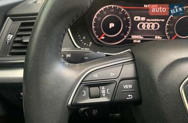 Позашляховик / Кросовер Audi Q5 2018 в 