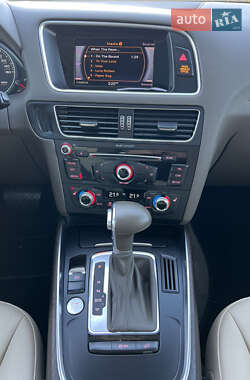 Внедорожник / Кроссовер Audi Q5 2015 в 