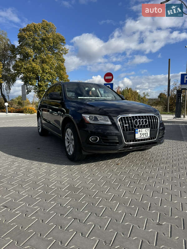Позашляховик / Кросовер Audi Q5 2014 в Луцьку