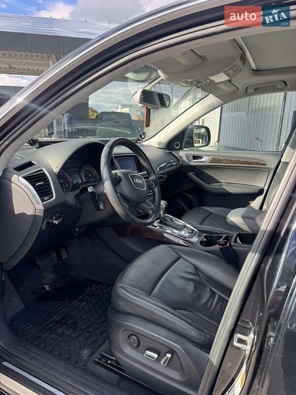 Позашляховик / Кросовер Audi Q5 2014 в Луцьку