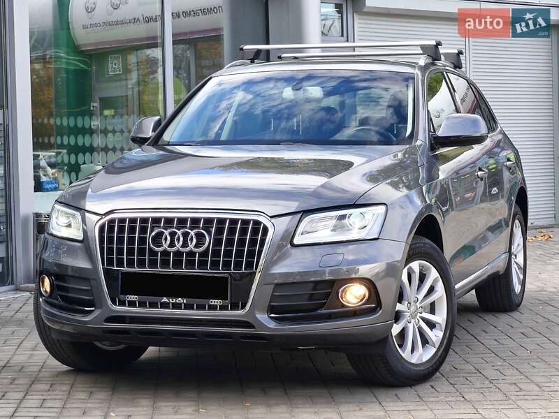 Позашляховик / Кросовер Audi Q5 2015 в Дніпрі
