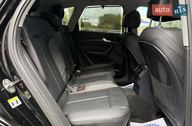 Внедорожник / Кроссовер Audi Q5 2018 в 