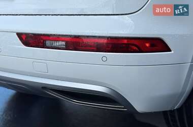 Внедорожник / Кроссовер Audi Q5 2018 в 