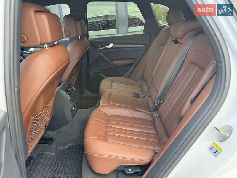 Позашляховик / Кросовер Audi Q5 2018 в Рівному