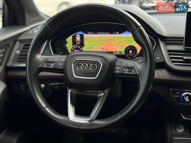 Позашляховик / Кросовер Audi Q5 2018 в Рівному