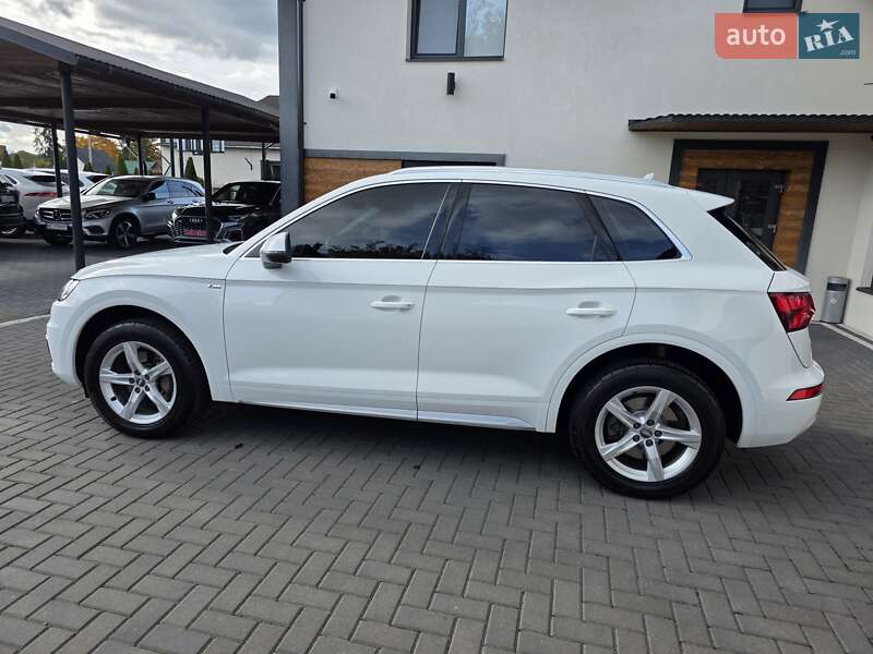 Внедорожник / Кроссовер Audi Q5 2017 в Коломые