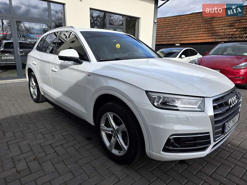 Внедорожник / Кроссовер Audi Q5 2017 в Коломые