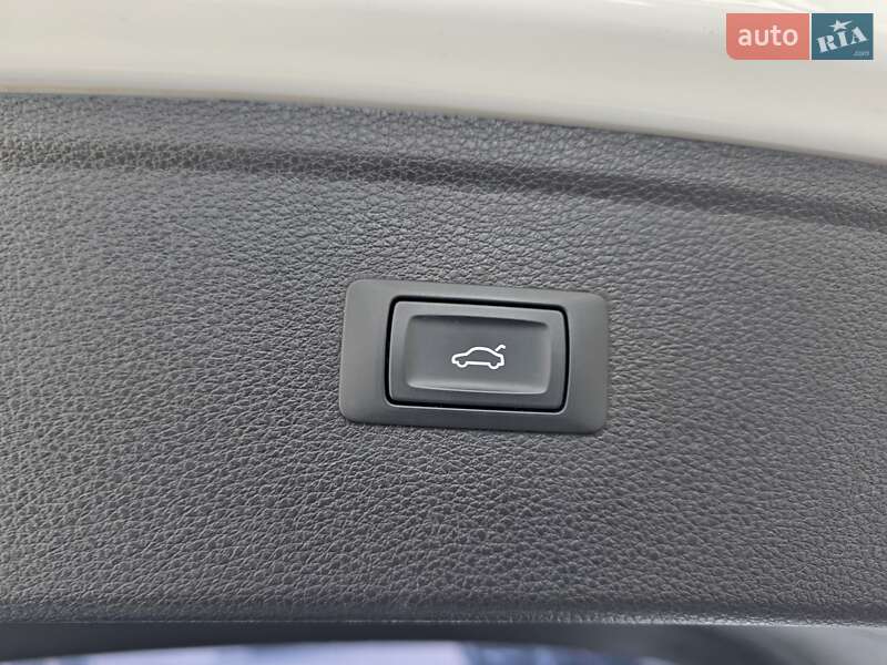 Внедорожник / Кроссовер Audi Q5 2017 в Коломые