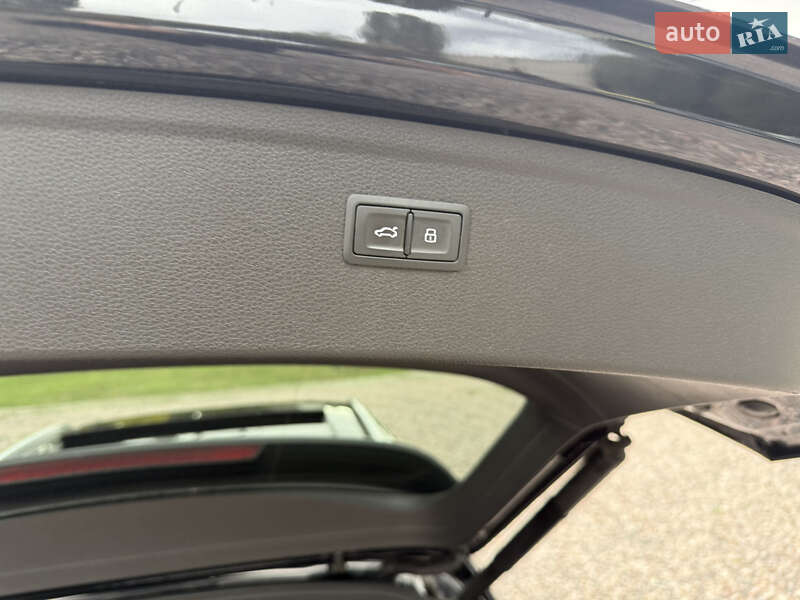 Внедорожник / Кроссовер Audi Q5 2018 в Киеве фото 29 Внедорожник / Кроссовер Audi Q5 2018 в Киеве