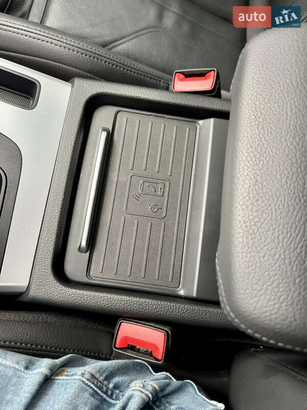 Внедорожник / Кроссовер Audi Q5 2020 в Киеве