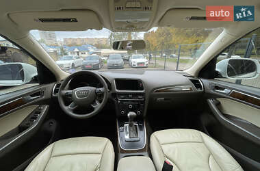 Внедорожник / Кроссовер Audi Q5 2015 в 