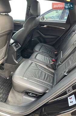 Внедорожник / Кроссовер Audi Q5 2015 в 