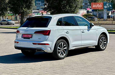 Позашляховик / Кросовер Audi Q5 2022 в  фото 2 Позашляховик / Кросовер Audi Q5 2022 в