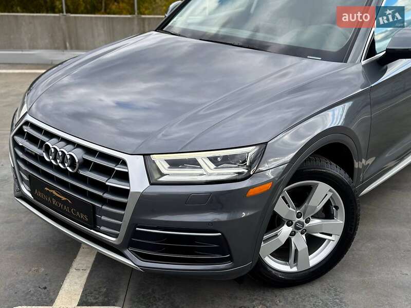 Позашляховик / Кросовер Audi Q5 2018 в Києві