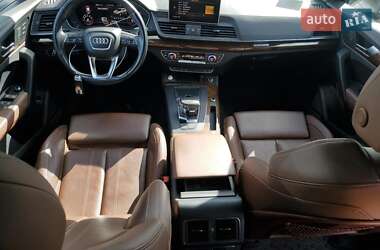 Позашляховик / Кросовер Audi Q5 2017 в 