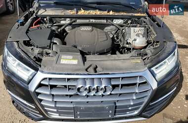 Позашляховик / Кросовер Audi Q5 2017 в 