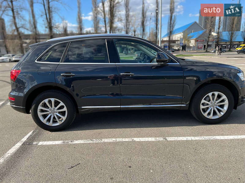 Внедорожник / Кроссовер Audi Q5 2016 в Киеве