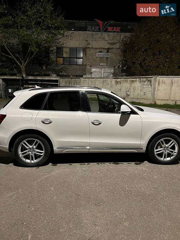 Позашляховик / Кросовер Audi Q5 2016 в Тернополі фото 11 Позашляховик / Кросовер Audi Q5 2016 в Тернополі