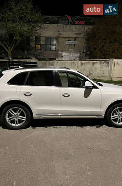 Внедорожник / Кроссовер Audi Q5 2016 в 