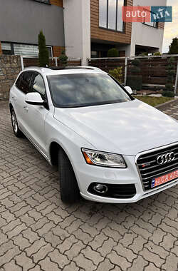 Позашляховик / Кросовер Audi Q5 2016 в  фото 16 Позашляховик / Кросовер Audi Q5 2016 в