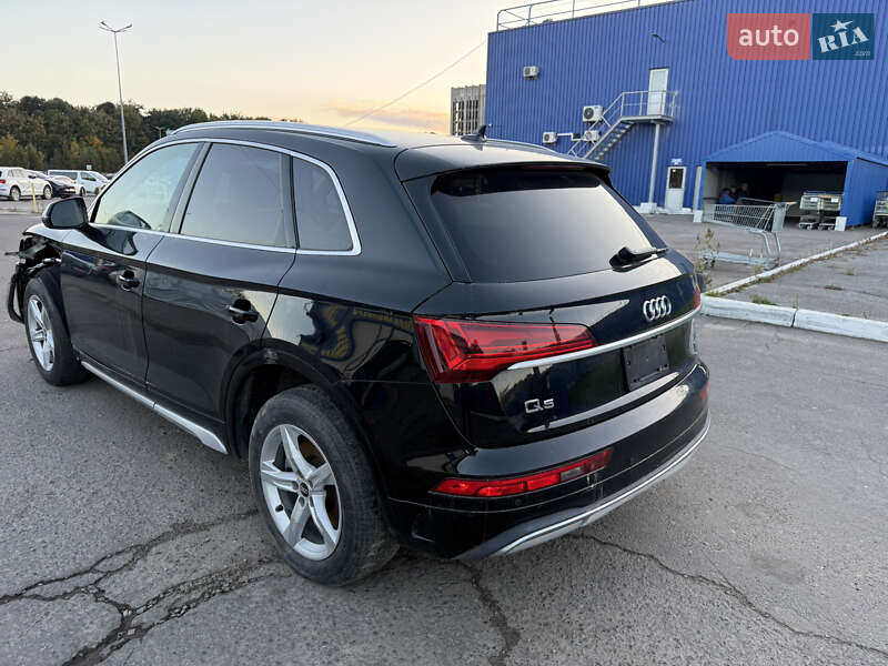 Позашляховик / Кросовер Audi Q5 2020 в Львові фото 4 Позашляховик / Кросовер Audi Q5 2020 в Львові