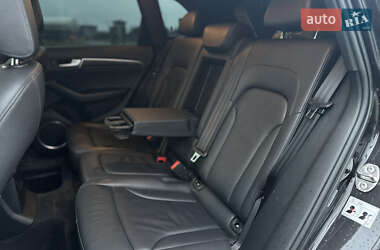 Позашляховик / Кросовер Audi Q5 2016 в 