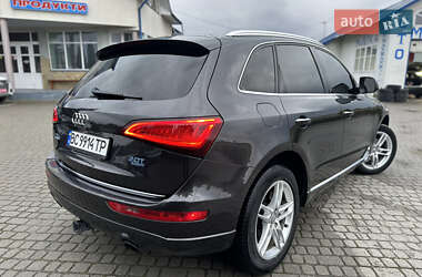 Позашляховик / Кросовер Audi Q5 2016 в 
