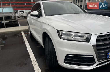 Позашляховик / Кросовер Audi Q5 2017 в Києві