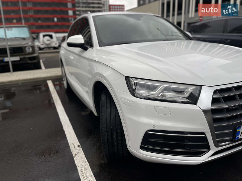 Позашляховик / Кросовер Audi Q5 2017 в Києві фото 3 Позашляховик / Кросовер Audi Q5 2017 в Києві
