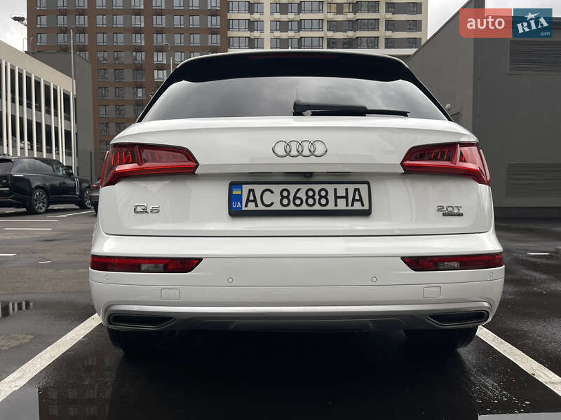 Позашляховик / Кросовер Audi Q5 2017 в Києві фото 8 Позашляховик / Кросовер Audi Q5 2017 в Києві