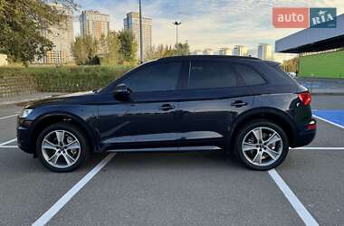 Внедорожник / Кроссовер Audi Q5 2019 в 