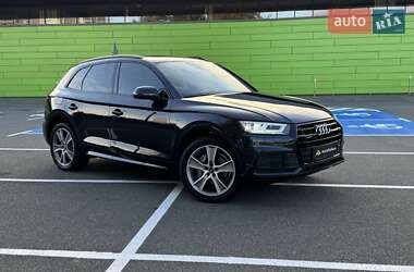 Внедорожник / Кроссовер Audi Q5 2019 в 