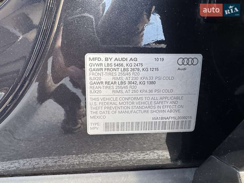 Позашляховик / Кросовер Audi Q5 2019 в Києві