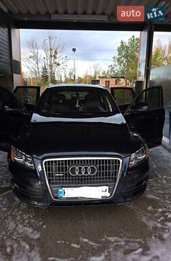 Позашляховик / Кросовер Audi Q5 2011 в 