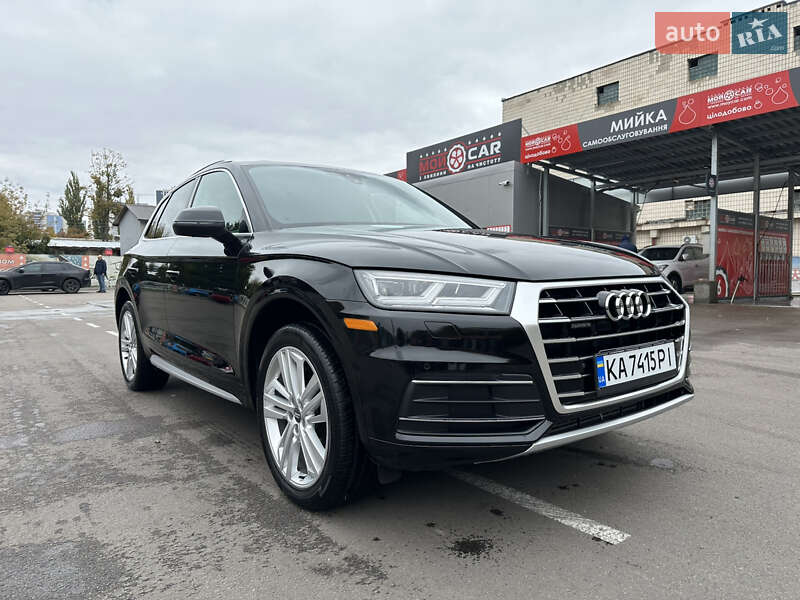 Позашляховик / Кросовер Audi Q5 2019 в Києві