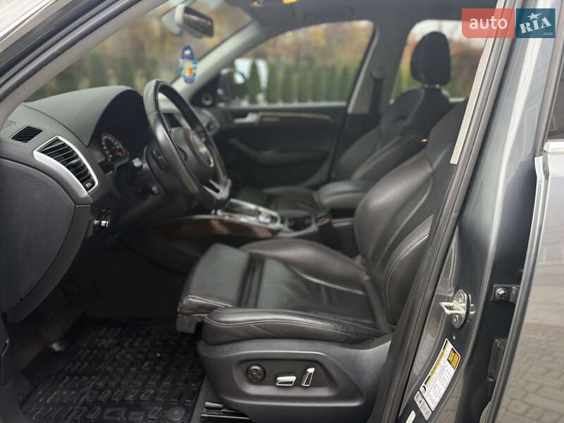 Позашляховик / Кросовер Audi Q5 2013 в Чернівцях фото 15 Позашляховик / Кросовер Audi Q5 2013 в Чернівцях