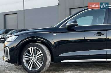 Позашляховик / Кросовер Audi Q5 2022 в 