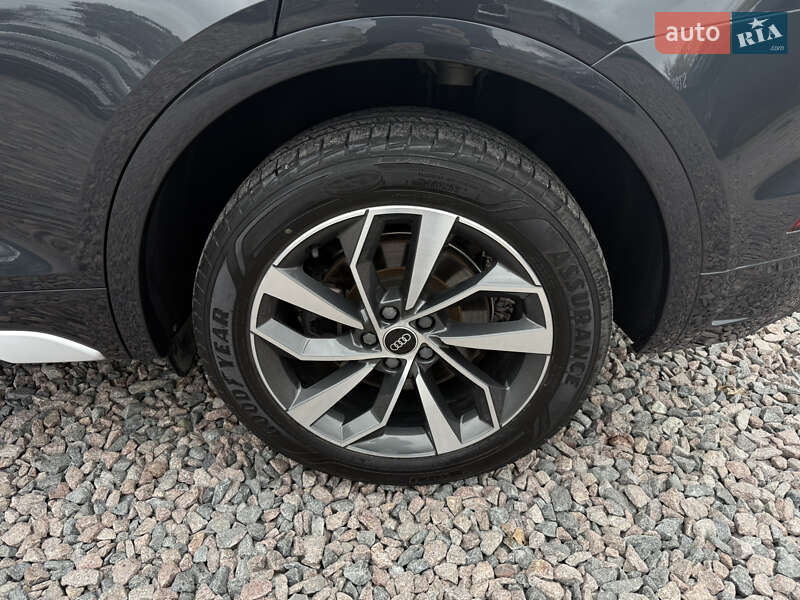 Позашляховик / Кросовер Audi Q5 2021 в Києві фото 15 Позашляховик / Кросовер Audi Q5 2021 в Києві