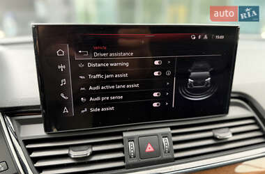 Внедорожник / Кроссовер Audi Q5 2020 в 