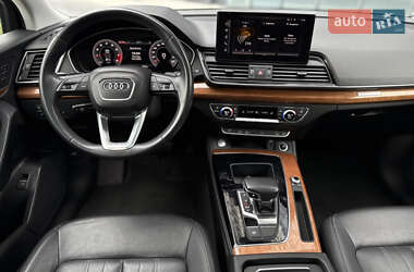 Внедорожник / Кроссовер Audi Q5 2020 в 