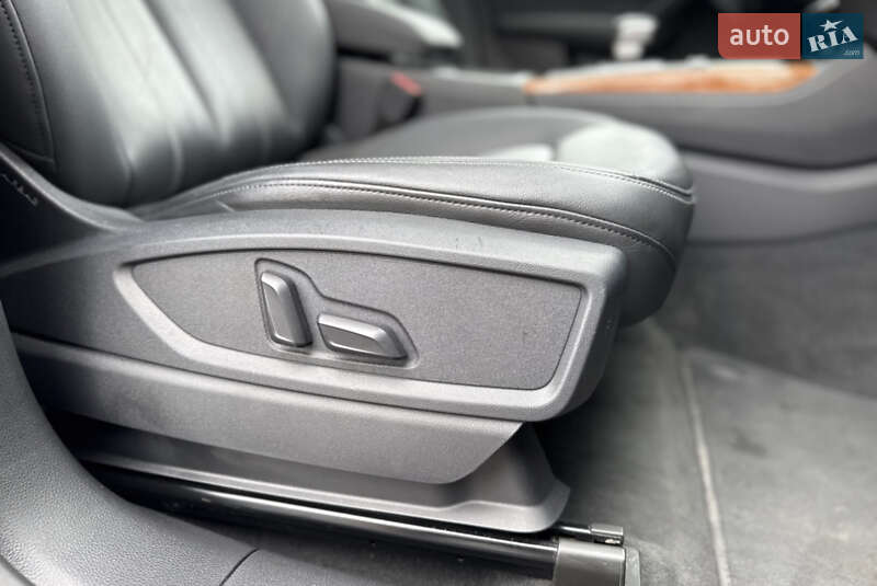 Внедорожник / Кроссовер Audi Q5 2020 в Львове