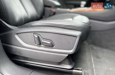Внедорожник / Кроссовер Audi Q5 2020 в 
