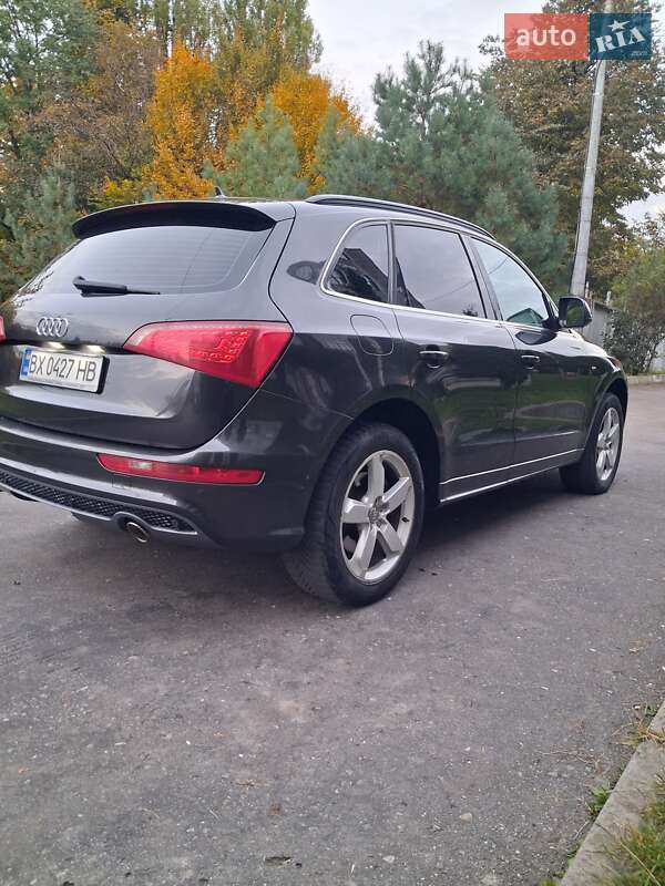 Внедорожник / Кроссовер Audi Q5 2010 в Хмельницком