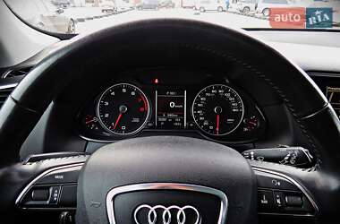 Внедорожник / Кроссовер Audi Q5 2015 в 
