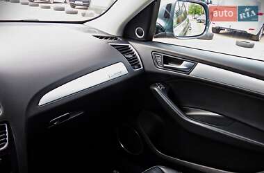 Внедорожник / Кроссовер Audi Q5 2015 в 